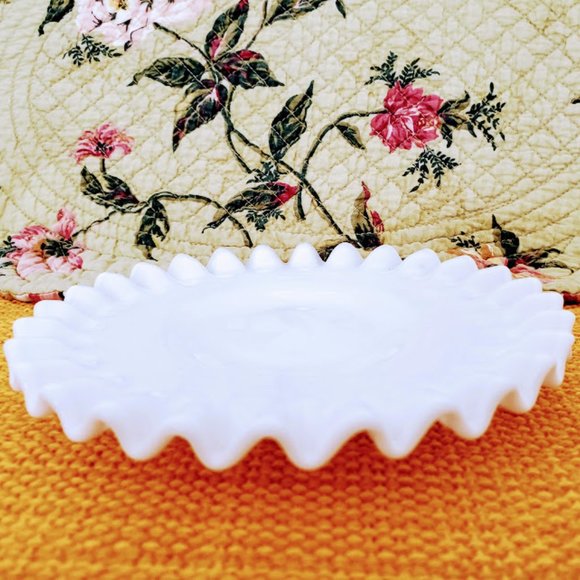 FENTON Hobnail Dish - Picture 3 of 3